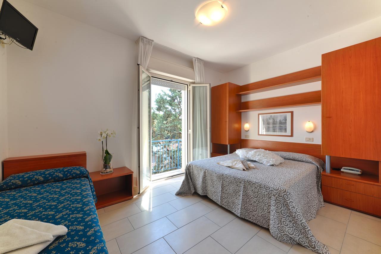 Hotel Taormina Riccione Ngoại thất bức ảnh